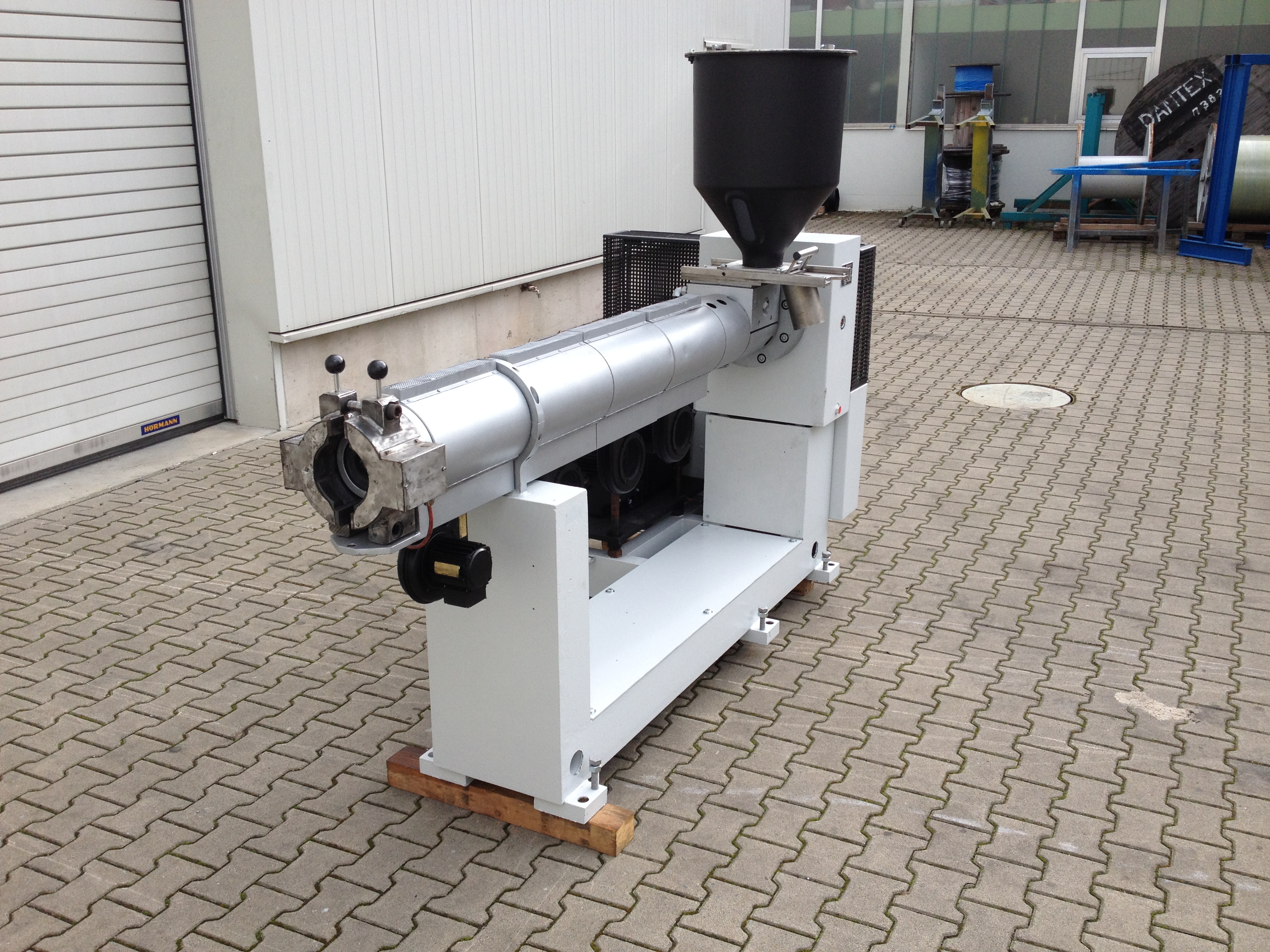 REIFENHAUSER Einschneckenextruder RH 551-1-70-25