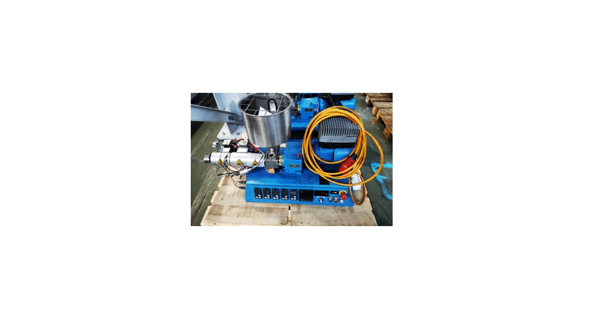 MAGme Co-Extruder GA 18 DE 25D