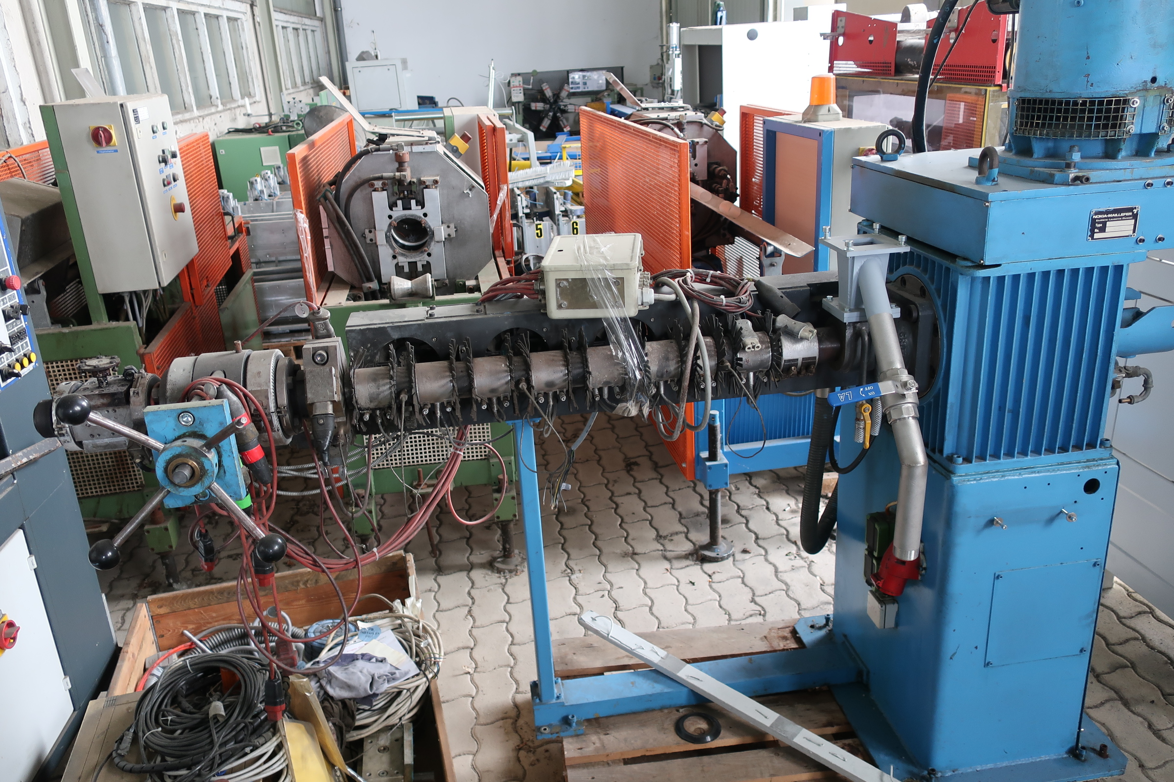 MAILLEFER Einschneckenextruder BMA 45-24D