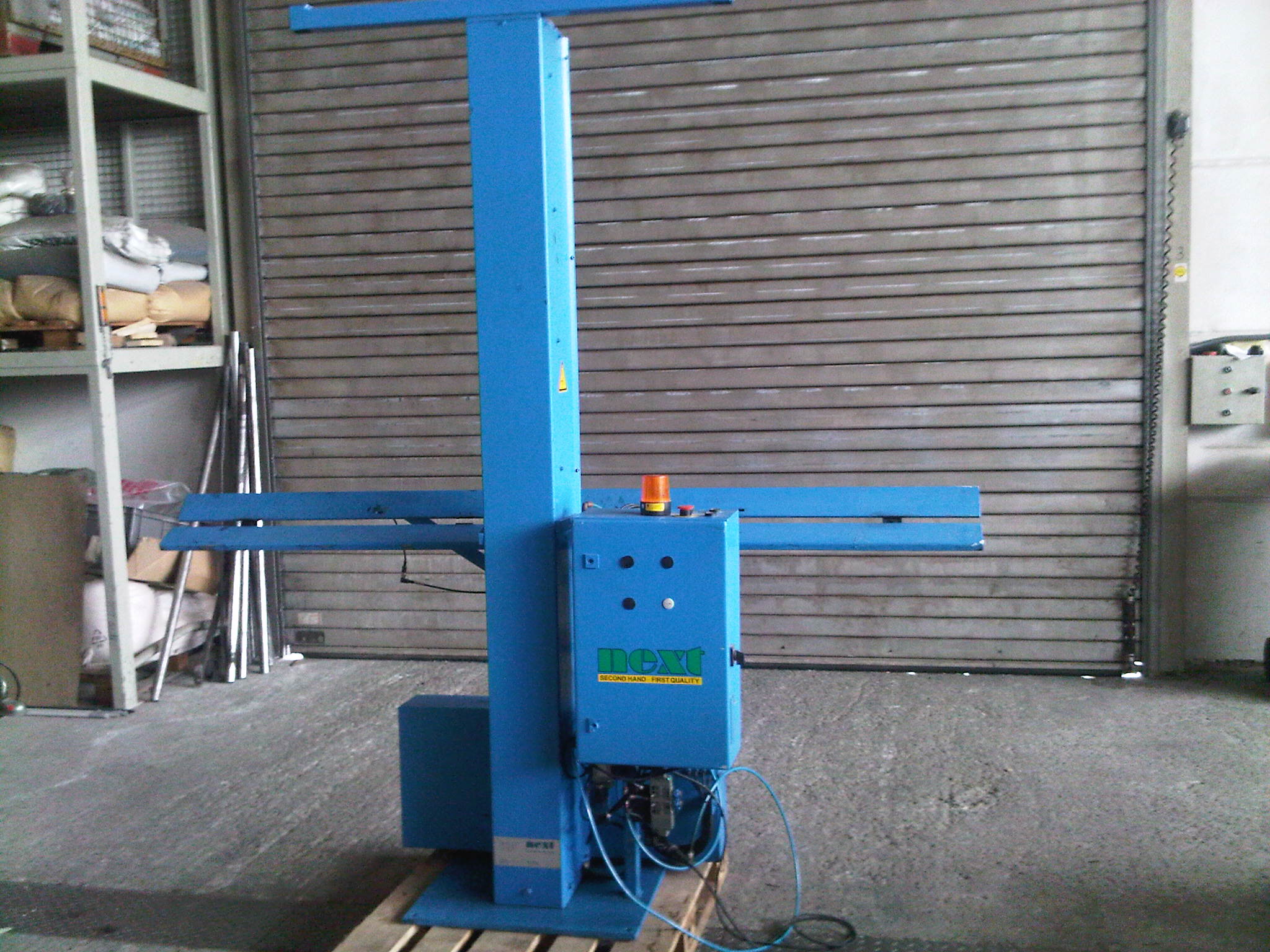 METAL Pipe Lifting device RW 200